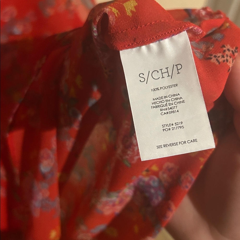Cabi Sheer Red Floral Ruffle Blouse Sleeveless Size Small Lightweight Top - Picture 4 of 4
